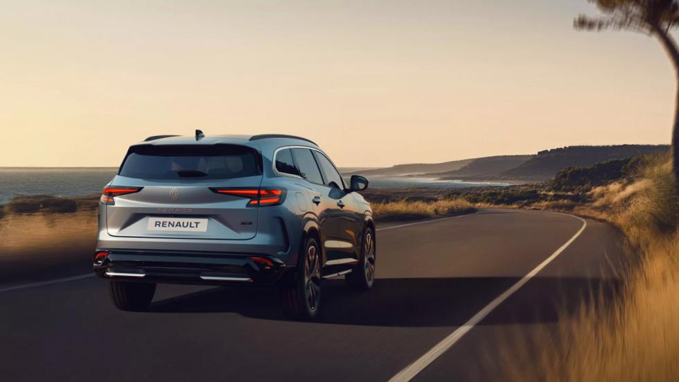 Ντεμπούτο για το ανανεωμένο Renault Espace